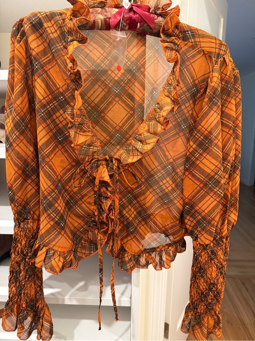 Truth NYC Crop Top Chiffon Size M
Plaid Ruffle Tie-Front Blouse NEW